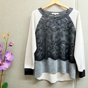 Robbi & nikki raglan lace overlay sweater